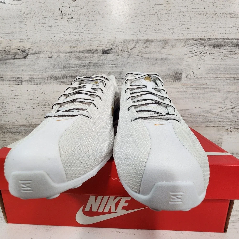 Nike Shox Z Shoes Mens 9 White Gold Running Sneakers HQ7540-100 NWB